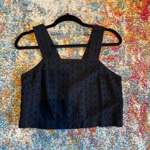 Black Eyelet Zipper Back Cropped Tank Top